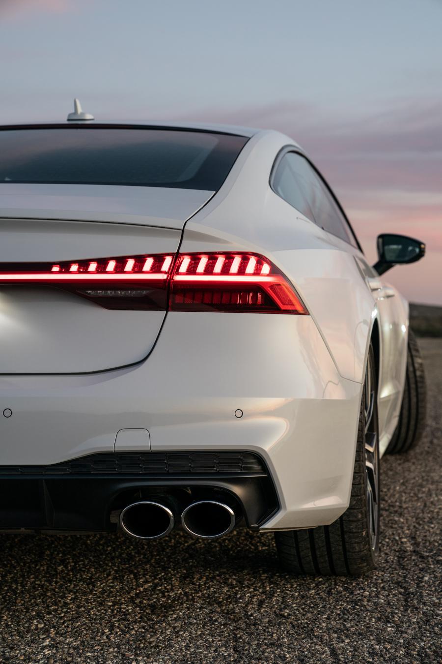 Детали экстерьера Audi S7 Sportback TFSI 2019 года  (NA) (фото 11 из 24)